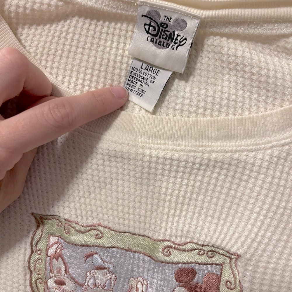 Vintage Disney “men in my life” long sleeve thermal top - Picture 4 of 7